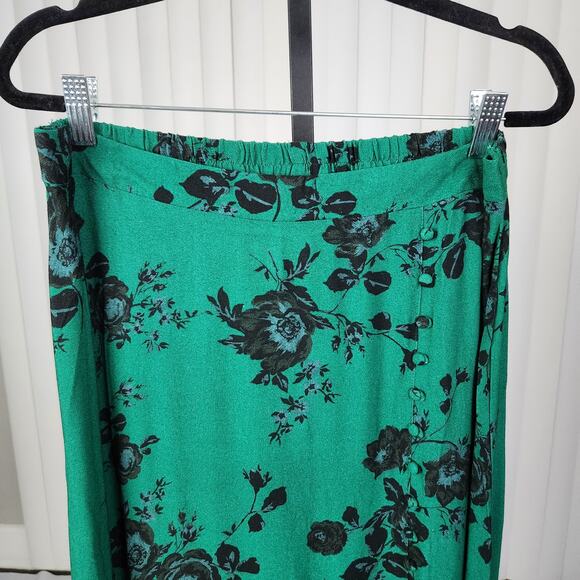 Band of the Free Etta Floral Midi Skirt Front Slit Emerald Black Size Large New - Picture 4 of 10